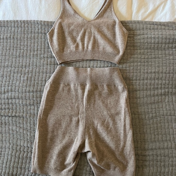 Frame 100% Cashmere Cropped Tank and Shorts Set - Picture 5 of 5